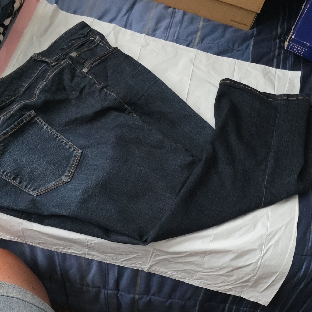 Torrid Ladies Wide Leg Capris